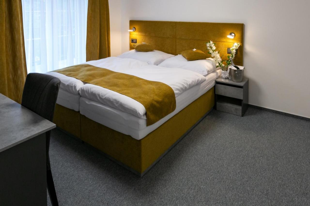 Wellness Hotel Edelweiss Liberec Bagian luar foto